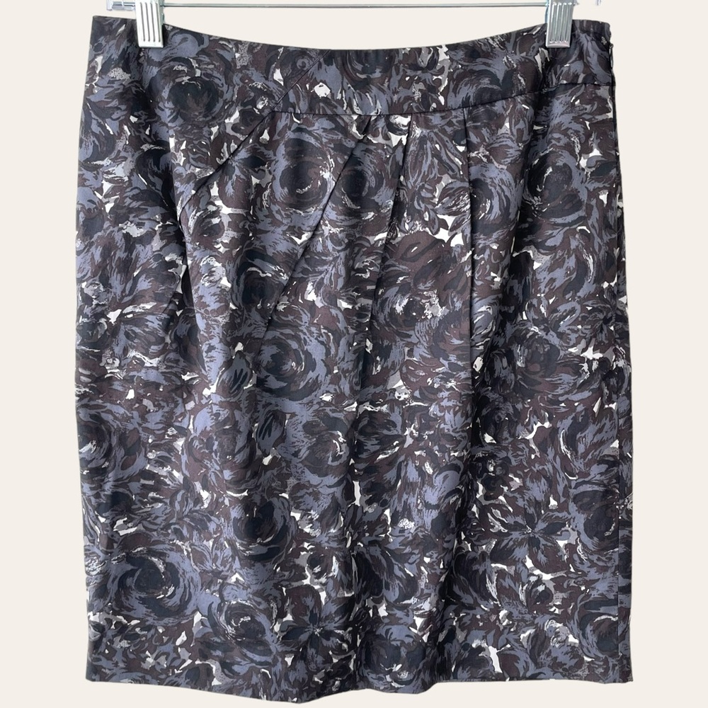 Loft Ann Taylor Romantic Pleated Floral Pencil Skirt Petite Size 6 NWT